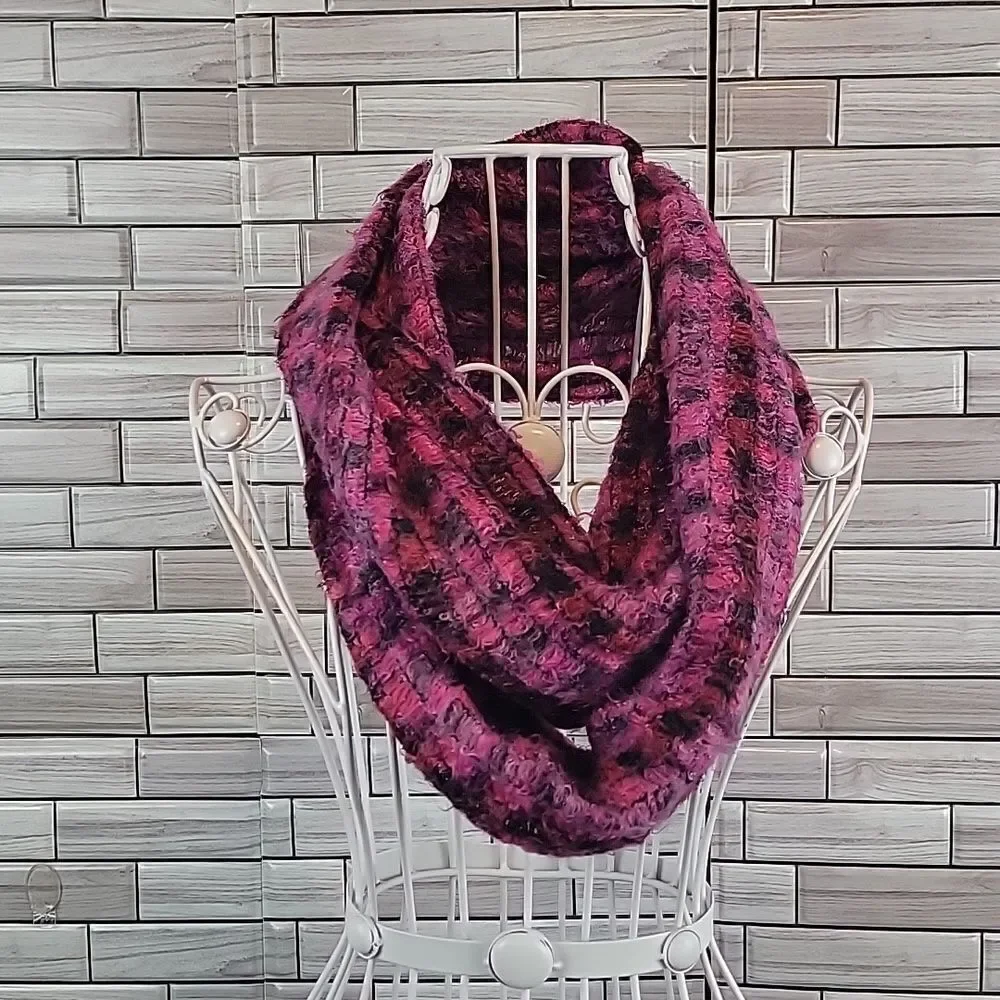 Unbranded fuscia and black infinity scarf One Size